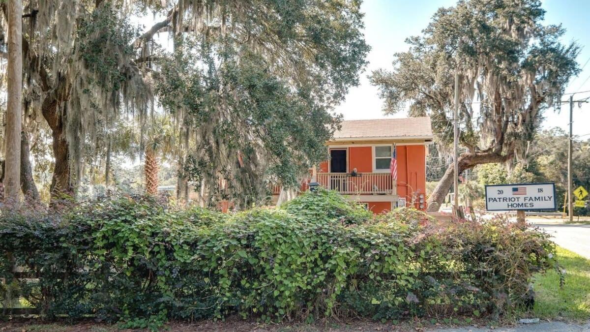 Retro Rainbow At Herb River- Orange Oasis #1 Savannah Extérieur photo
